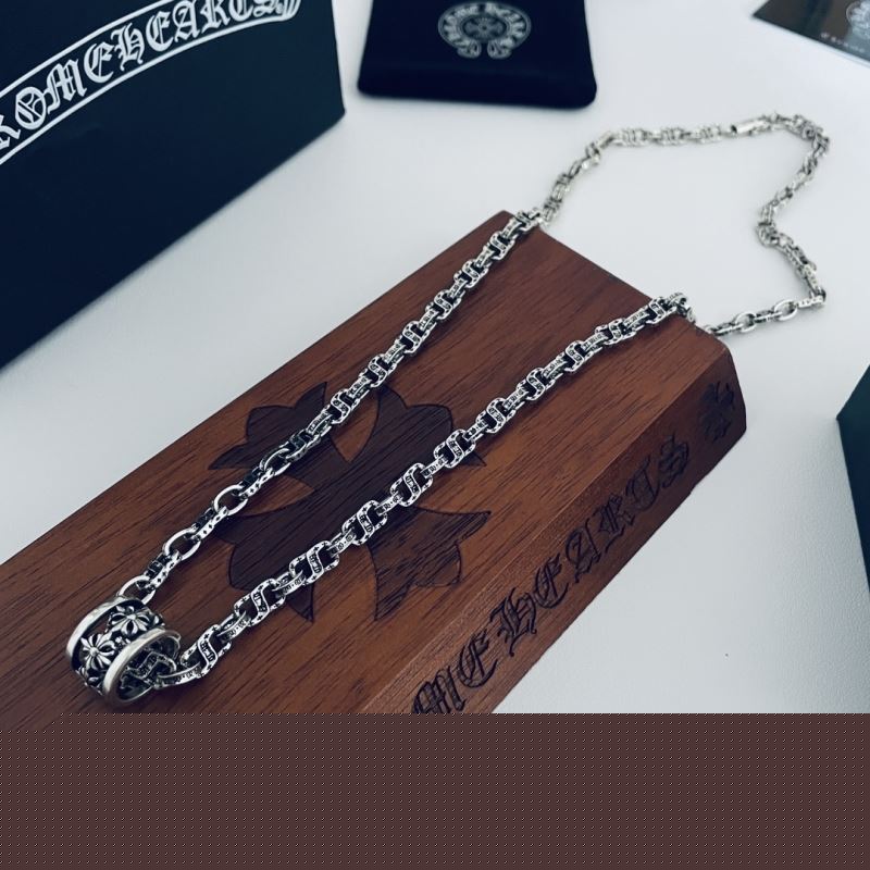 Ch**me He**ts necklaces